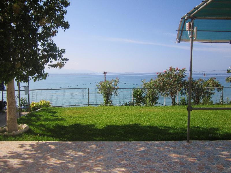 Rosa'S Beach Studios Lourdata  Zewnętrze zdjęcie