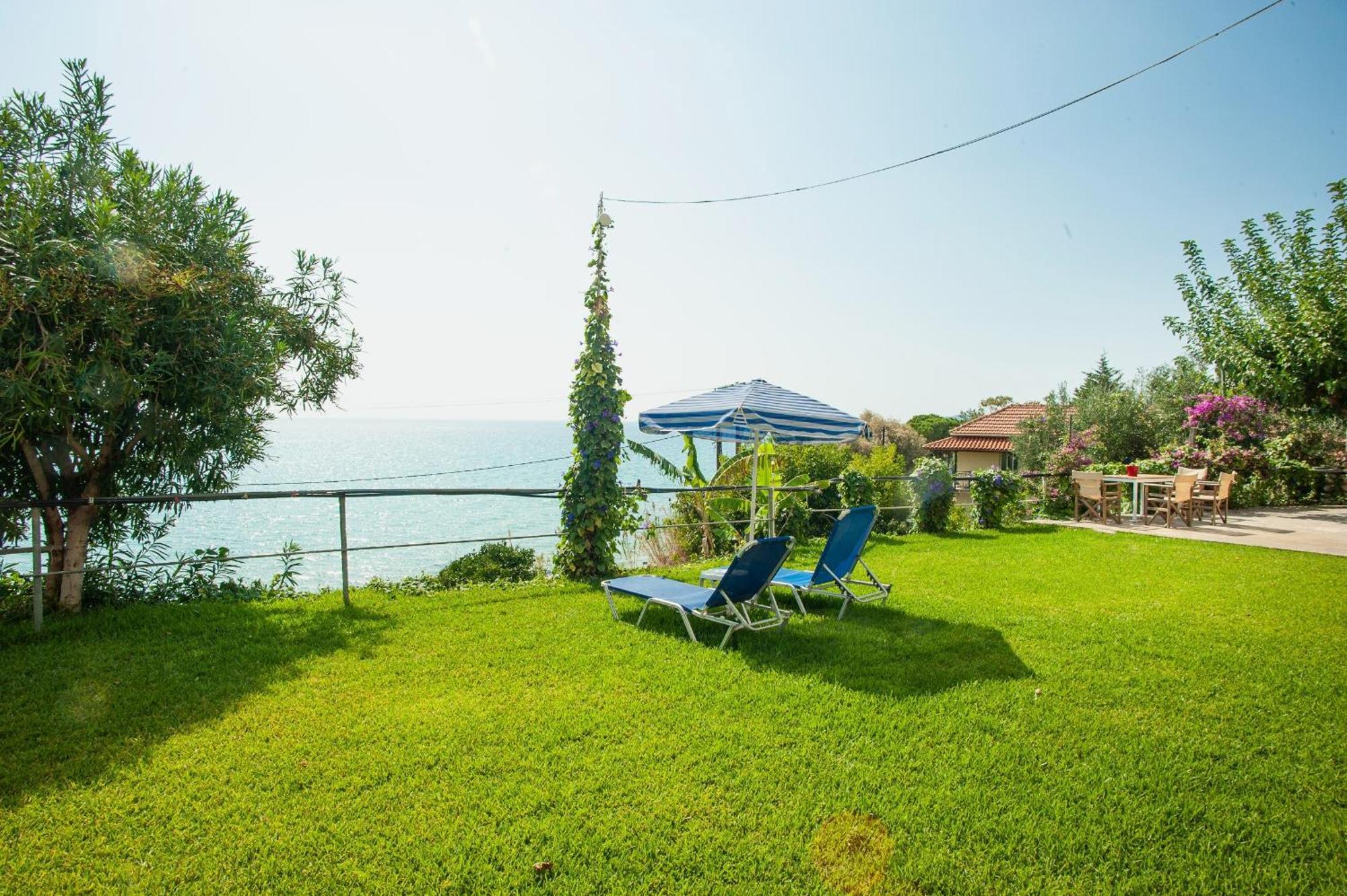 Rosa'S Beach Studios Lourdata  Zewnętrze zdjęcie