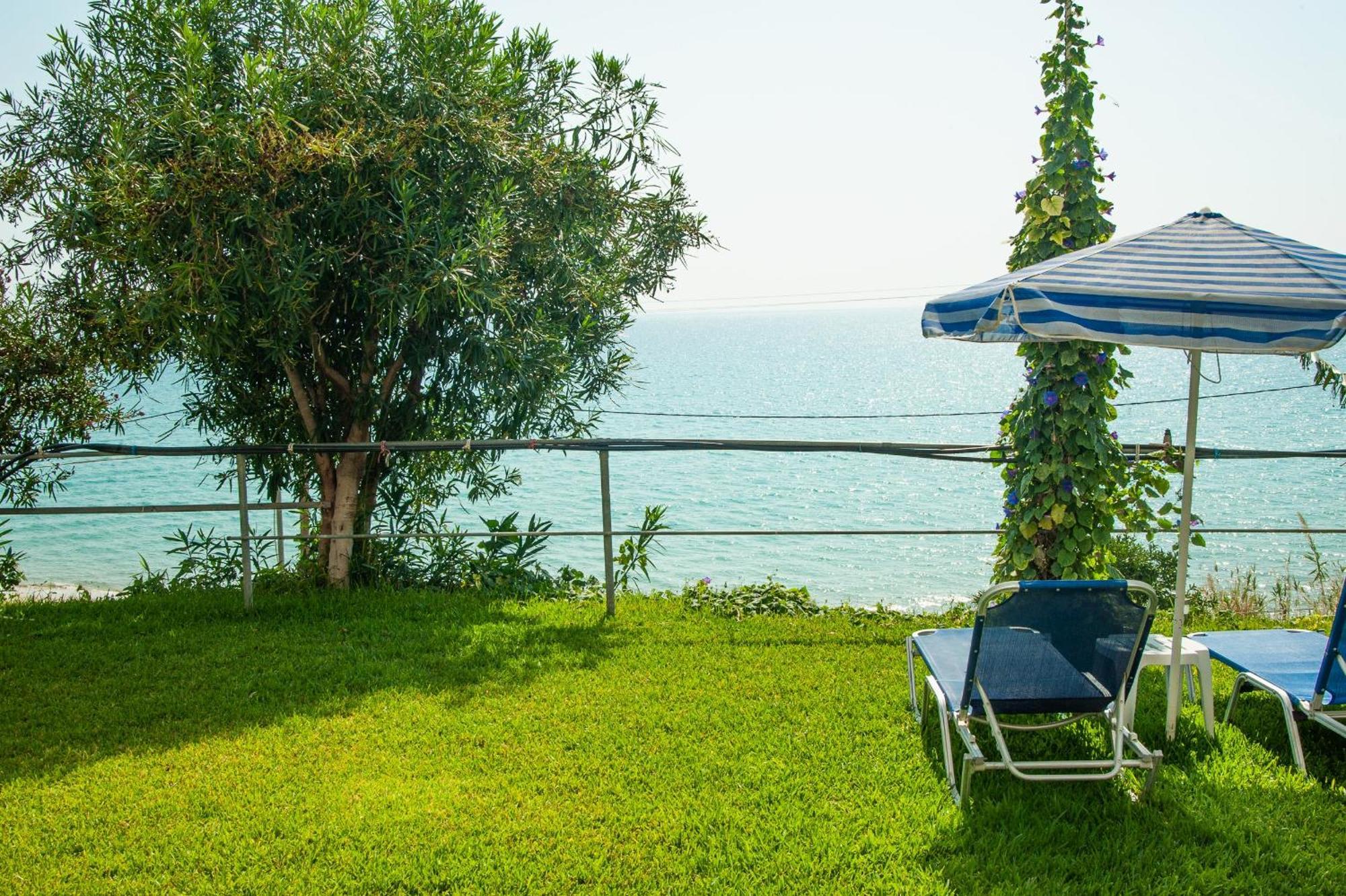 Rosa'S Beach Studios Lourdata  Zewnętrze zdjęcie